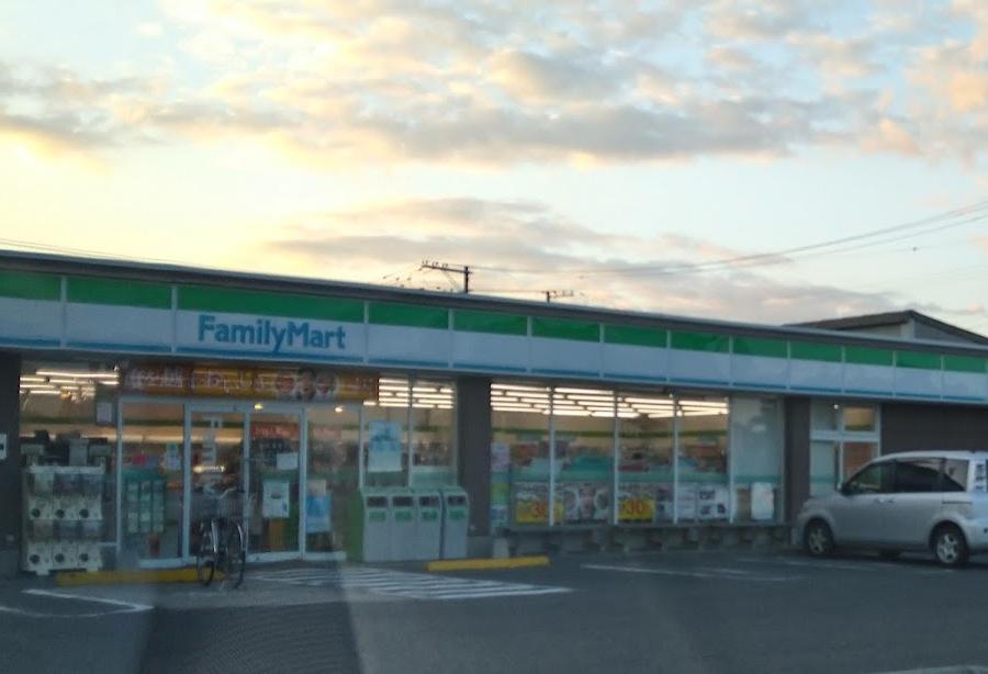 FamilyMart